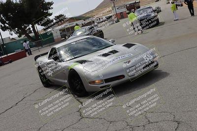 media/Jun-01-2025-CalClub SCCA (Sun) [[eae223c5dd]]/Around pit/